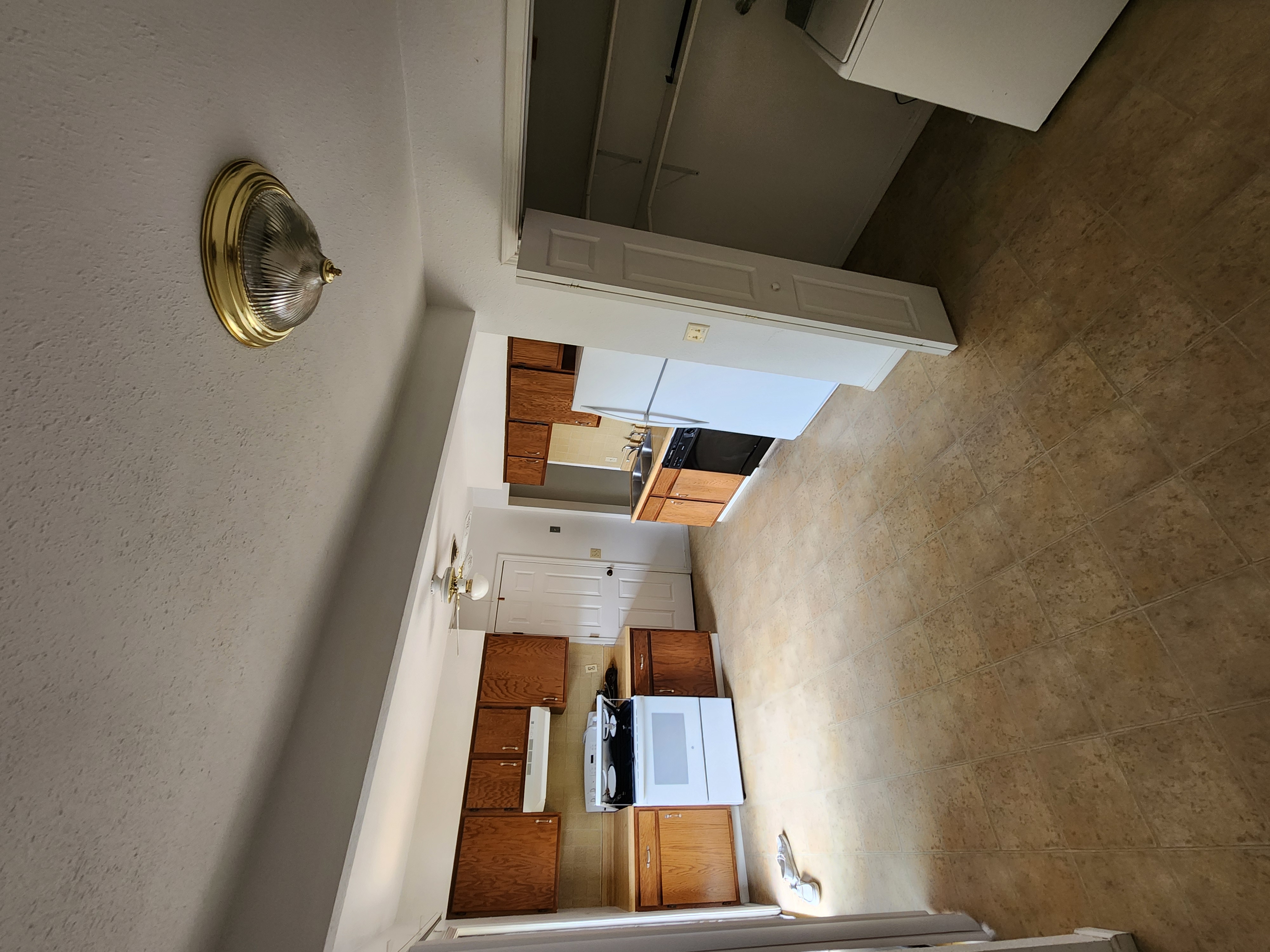 139 washington unit 5 upper unit 4.jpg